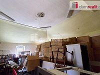 Prodej domu s restaurací nedaleko Ostrova u Karlových Varů - 21