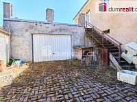 Prodej domu s restaurací nedaleko Ostrova u Karlových Varů - 22