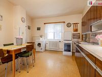 Prodej rodinného domu 146 m2, pozemek 291 m2 - Mšec - 2