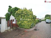 Pěkný domek s pozemkem a zahradou v klidné lokalitě Kbely u Prahy