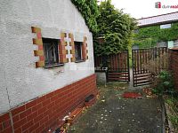 Pěkný domek s pozemkem a zahradou v klidné lokalitě Kbely u Prahy - 19