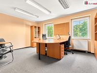Nájem kanceláří v administrativní budově v Karlových Varech u hotelu Imperial - 12