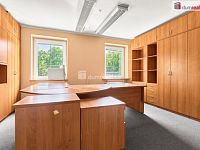 Nájem kanceláří v administrativní budově v Karlových Varech u hotelu Imperial - 13