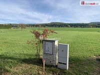 prodej krásného slunného st. pozemku o výměře 3.906 m2 v obci Podbrdy.