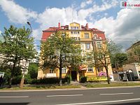 Pěkný prostorný byt 2+1 v přízemí cihlového domu se samostatným vchodem ze zahrady - 26