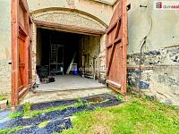 Prodej rodinného domu s 531 m2 podlahové plochy - 29