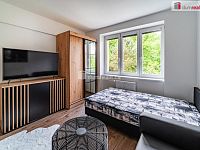 Krásný byt 3+kk po kompletní generální rekonstrukci s vybavením ve druhém patře cihlového domu - 6