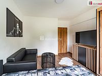 Krásný byt 3+kk po kompletní generální rekonstrukci s vybavením ve druhém patře cihlového domu - 7