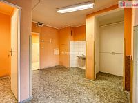 Pronájem podnikatelských prostor v Neratovicích - 18