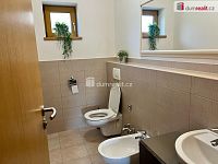 Prodej rodinného domu Ostrov-Vykmanov u Karlových Var - 24