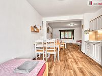 Prodej stylového apartmánového domu Mateřidouška v Chlumu u Třeboně – bazén, sauna, 27 lůžek, výborná obsazenost - 25