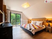 K prodeji, reprezentativní sídlo, rodinný dům 5+kk s terasou, garáží, zahr. domkem, ul. Na Horánku 666, Netolice - 26