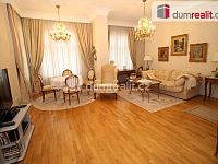 Luxusní designový byt 2+kk v lázeňském centru Mariánských Lázní s garáží a sklepem - 14