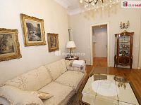 Luxusní designový byt 2+kk v lázeňském centru Mariánských Lázní s garáží a sklepem - 17