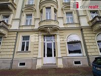 Luxusní designový byt 2+kk v lázeňském centru Mariánských Lázní s garáží a sklepem