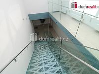 Luxusní designový byt 2+kk v lázeňském centru Mariánských Lázní s garáží a sklepem - 29