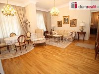 Luxusní designový byt 2+kk v lázeňském centru Mariánských Lázní s garáží a sklepem - 3