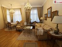 Luxusní designový byt 2+kk v lázeňském centru Mariánských Lázní s garáží a sklepem - 5