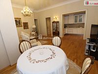 Luxusní designový byt 2+kk v lázeňském centru Mariánských Lázní s garáží a sklepem - 8