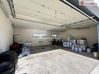 Pronájem komerčních prostor o výměře 822 m2: sklady, garáže, kanceláře v Uherském Hradišti 