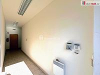 Pronájem komerčních prostor o výměře 822 m2: sklady, garáže, kanceláře v Uherském Hradišti  - 10