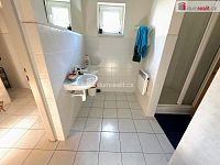 Pronájem komerčních prostor o výměře 822 m2: sklady, garáže, kanceláře v Uherském Hradišti  - 7