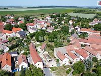 Prodej pozemku 684 m2 - 10