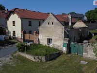 Prodej pozemku 684 m2 - 17