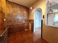 prodej rodinného domu 5+1 105m2 P4 Modřany Nad Soutokem zahrada 712m2 garáž 33m2 bazén - 12