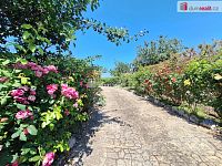 prodej rodinného domu 5+1 105m2 P4 Modřany Nad Soutokem zahrada 712m2 garáž 33m2 bazén - 26