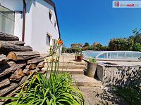 prodej rodinného domu 5+1 105m2 P4 Modřany Nad Soutokem zahrada 712m2 garáž 33m2 bazén - 6