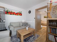 Prodej rodinného domu 280 m2, pozemek 2.444 m2 - Praha Nebušice - 13