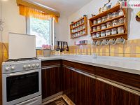 Prodej rodinného domu 280 m2, pozemek 2.444 m2 - Praha Nebušice - 16