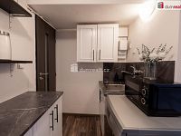 Prodej rodinného domu 280 m2, pozemek 2.444 m2 - Praha Nebušice - 7