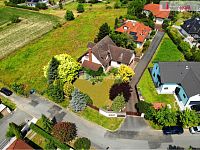 Prodej rodinného domu 6+1, 248 m2 + 63 m2 půda, pozemek 766 m2, cihla, Šestajovice - 2