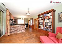 Prodej rodinného domu 6+1, 248 m2 + 63 m2 půda, pozemek 766 m2, cihla, Šestajovice - 7