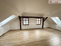 bytová jednotka 2+KK, náměstí Sv. Vavřince, Horní Blatná   - 4