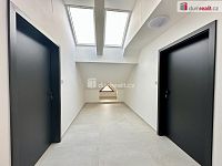 bytová jednotka 2+KK, náměstí Sv. Vavřince, Horní Blatná   - 8