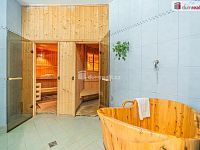 Penzion s restaurací - 11