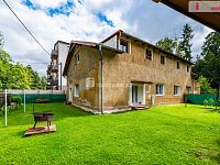 Krásný prostorný byt 3+1 po rekonstrukci v cihlovém domě s vlastní zahradou - 23