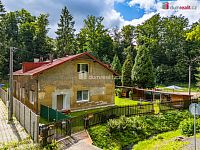 Krásný prostorný byt 3+1 po rekonstrukci v cihlovém domě s vlastní zahradou - 30