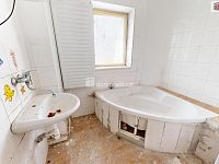 Prodej rodinného domu v Hořeticích u Žíželic - 9