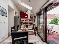 Dvougenerační RD 5+kk se dvorem Břeclav - 5