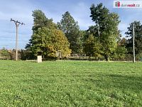 Prodej st. pozemku 1.071 m2 v obci Všeradice.  - 4