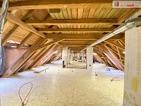 Pronájem nové kanceláře 137m2 P-1 Národní - 11