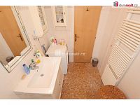 Světlý byt 74,4 m2 + terasa 7,6 m2 a zahrada 27 m2, 1NP, novostavba, Praha 5 - Zbraslav - 16