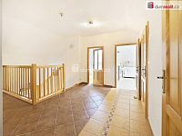 RD 5+kk s garáží, terasou a bazénem - 24