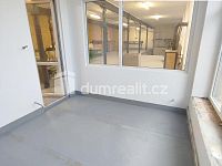  výrobní či skladovací  prostor,  200 m2 - 10