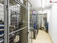 Prodej zrekonstruovaného bytu s garážovým stáním a balkonem - 21