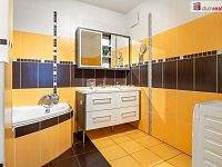 Prostorný byt 4+kk se zahradou v Přezleticích - 19